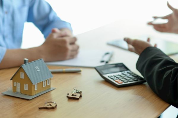 công chứng chia tách không bản gốc