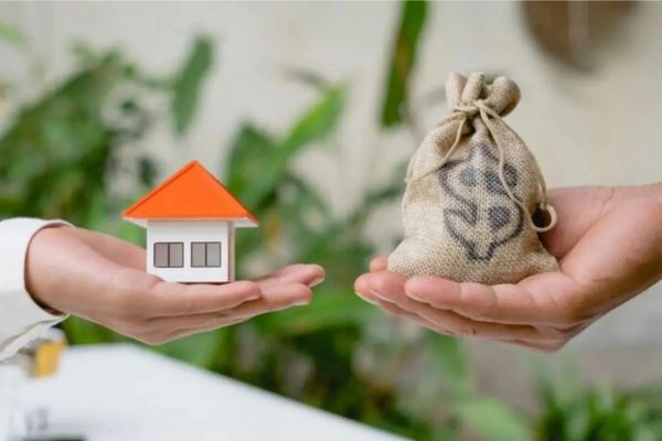 thuế phí công chứng chia tách