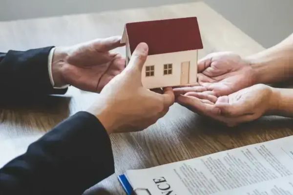 Hợp đồng tặng cho tài sản