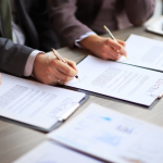 Có được ủy quyền lại việc nhận tiền sau khi đã công chứng không? noi-dung-bien-ban-cho-vay-tien