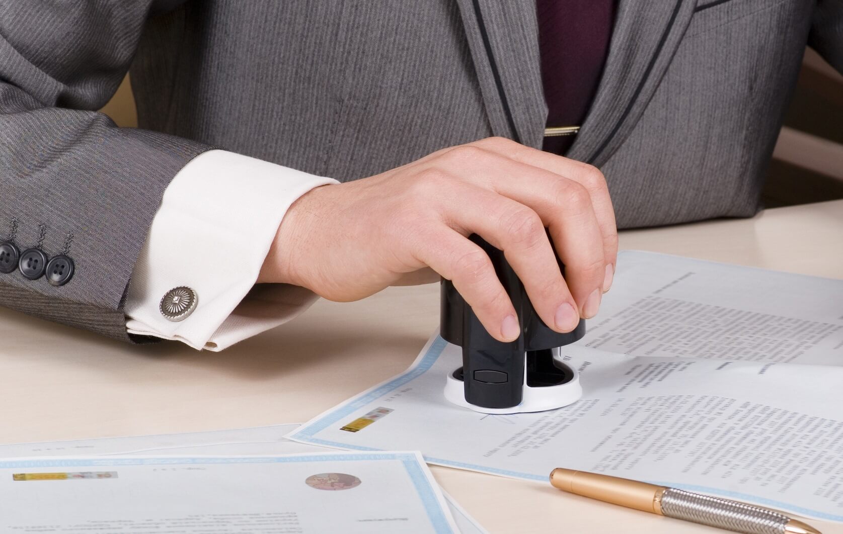 công chứng bản dịch khai thác tài nguyên