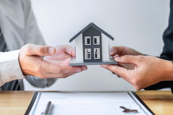 Đặt cọc mua bán nhà đất