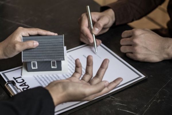 Khai nhận di sản tài sản