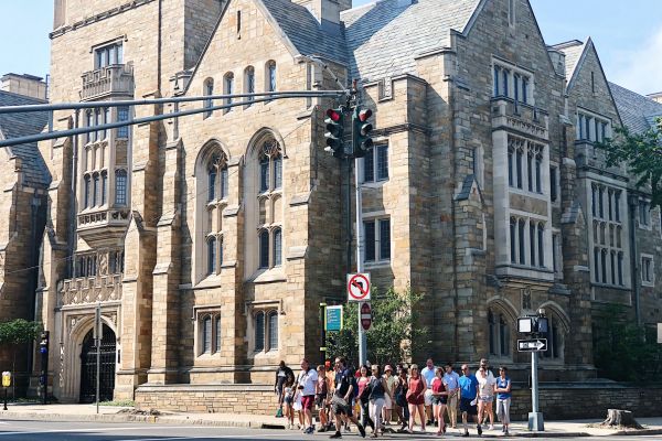 Di chúc của người sống ở nước ngoài