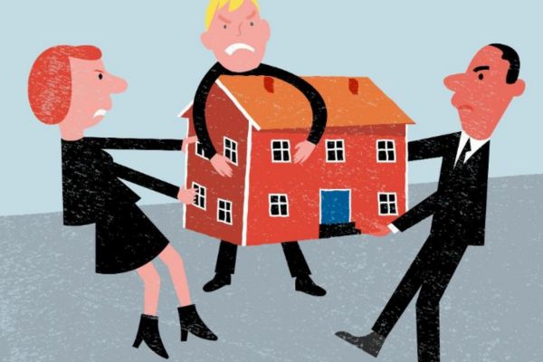 Người thừa kế có quyền yêu cầu xem di chúc không?